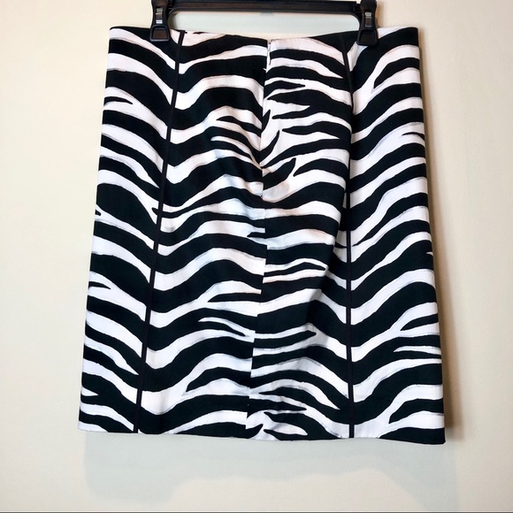 WHBM Zebra Pencil Skirt - Picture 4 of 5